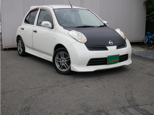 マーチ（日産）1.2 12SR　5速 後期 記録簿 35枚以上 中古車画像