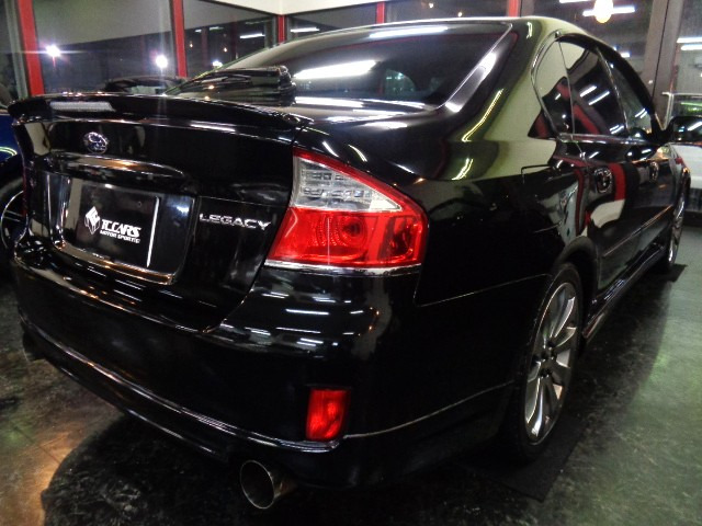 EJ20BOXERターボエンジン&6MTミッション4WD&柿本マフラー&ビルシュタイン製SIDRIVEサス&ZEROスポーツパイピング&クロム18アルミ&HIDライト&LEDFOG他装備充実車です