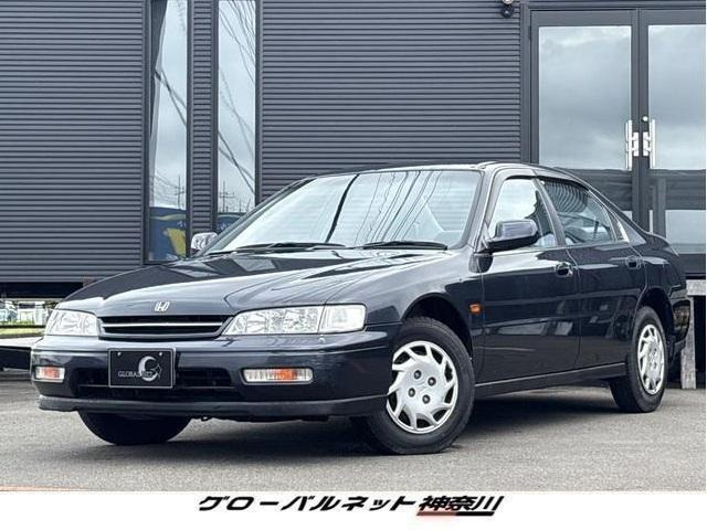 アコード(ホンダ) 2.2 VTE　ワンオーナー 純正(NH577P) 中古車画像