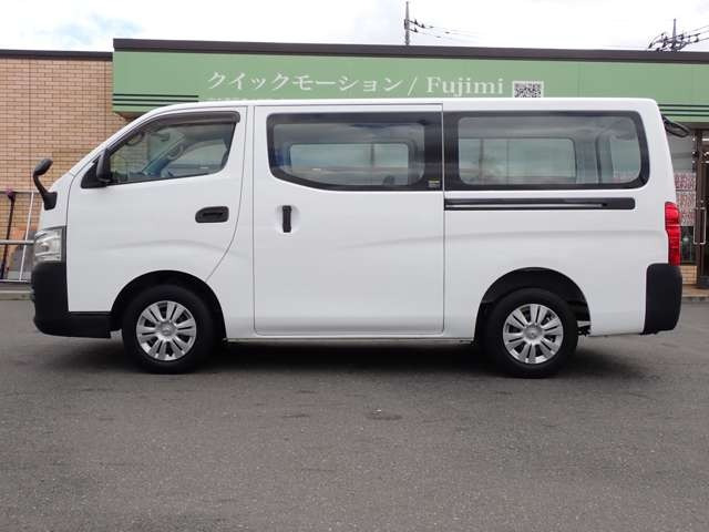 ご来店のご予約で悪天候でも室内にて現車確認可能 雨でも雪でもご安心ください