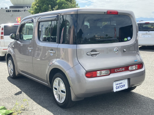 全車、安心の価格で店頭販売させて頂いております。納得の1台を是非お探し下さい。入庫後クリーニング、納車前整備、ワックス仕上げもご提供。ご満足頂けるよう対応させて頂きます。