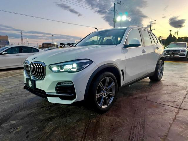 X5(BMW) xドライブ 35d 4WD　レザーシート/4WD/ムーンルーフ 中古車画像