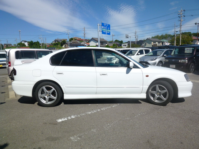 �����ԕی������k��������!�O��Z�F�A���������j�b�Z�C���a�㗝�X�����ς��肵�܂��B�ی��S����������̏ꍇ�A�g������ĕq���ɑΉ����܂��B��ԁA�����^�J�[�����p�ӂ��܂��̂ł����S���������B