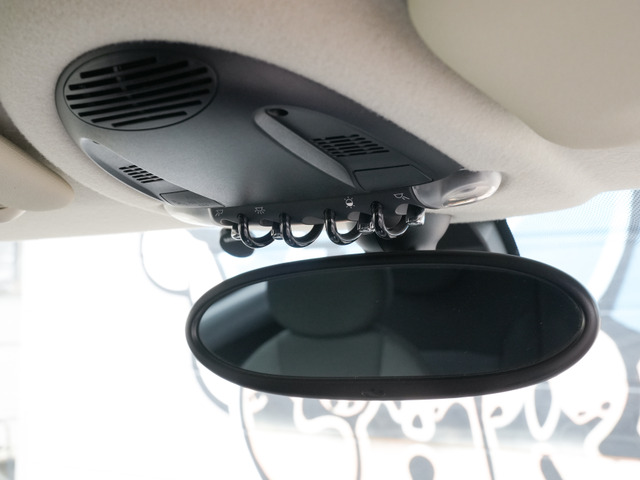 MINI�炵���X�^�C���b�V���ȃ��[���~���[�����ł��B