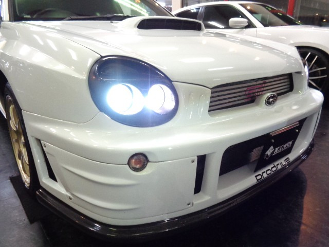 ���͂�WRC�d�l�G�A���t�����g�}�X�N�Ƀv���W�F�N�^�[LED���C�g������P���܂��C�����̓��A�o���p�[��t���̌y���Ȃ��̂��Y��ɕ�C���ꍂ�����s���܂ޑ��s�`�F�b�N�ς݂ň��S�ł�