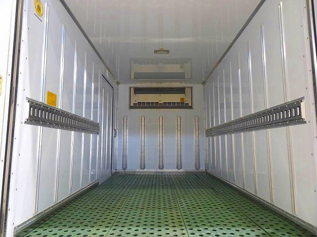�ב����:305&times;172&times;178(181) ���X�e�����X/�v���X�`�b�N���̂��t(3cm) ���T�C�h�X���C�h�h�A ���b�V���O���[��1�i(77cm) ��������2�� �׎�LED��2�� -5�x�ݒ� -2.5�x�m�F