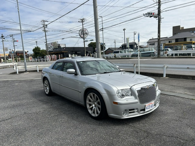 クライスラー 300C 2005年モデル SRT8の価格・性能・装備・オプション