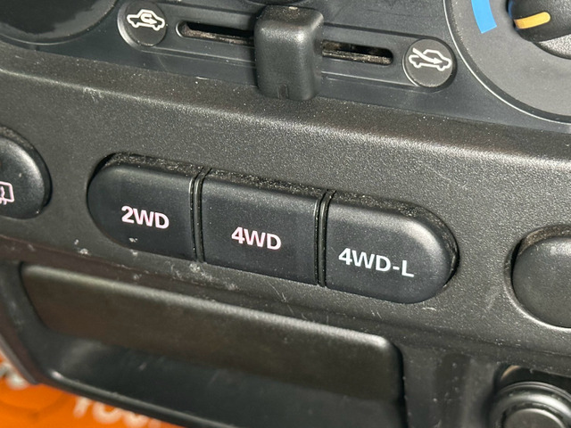 �y�p�[�g�^�C��4WD�z