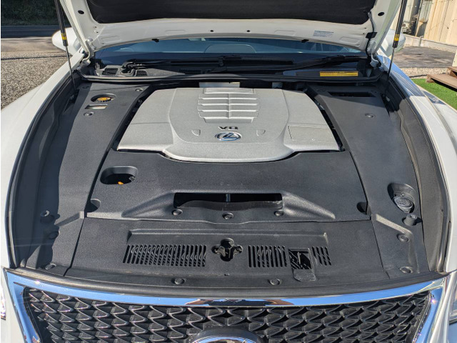 V8 4.6L�G���W���o�ځB�����[�� �t���I�[�g�G�A�R���A�V�[�g�q�[�^�[&�x���`���[�V�����AHDD�i�r�Q�[�V����+�t���Z�OTV