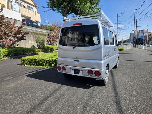 �g���₷���n�b�`�o�b�N�g�����N�ł��B(�x�����z17.8���~�E�����Ɍ���E���[�t�L�������E4WD)