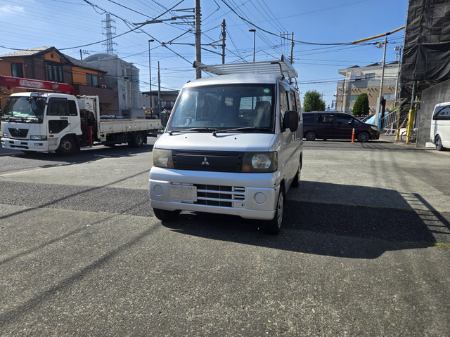 �h�o�C�U�[�t�ł��B(�x�����z17.8���~�E�����Ɍ���E���[�t�L�������E4WD)
