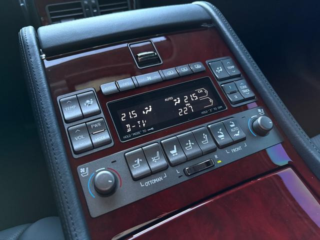 レクサス LS 460L 4WD メーカー純正ナビ 黒本革シート 128.0万円 平成