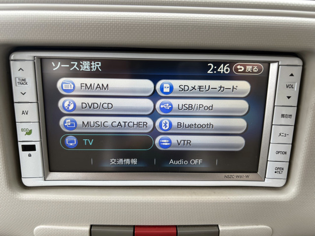 �t���Z�OTV�A�i�r�ACD/DVD�ABluetooth�I�[�f�B�I�ȂǑ��@�\�ȃf�b�L�t����
