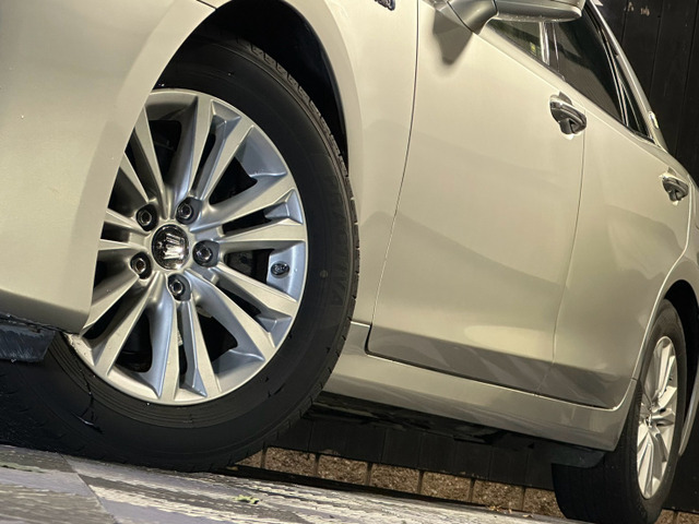 �y�J�X�^���z �J�X�^��������܂�!���[�_�E���E���t�g�A�b�v�ELED���E�A���~�z�C�[�����A�e�u�����h�̃p�[�c�̎�舵���������܂��B
