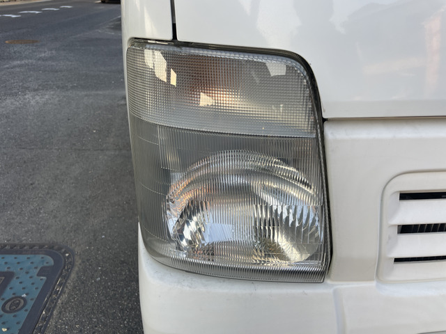�w�b�h���C�g�͐�p�N�����[�h�������Ă܂��B���Ђ�����Ă��閁�������ł͂����ɉ��΂݂܂��B