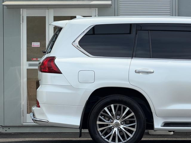 国産車・輸入車問わず、高価下取り致します!残債が残っている車も下取り可能となりますので、是非一度査定をご依頼ください!