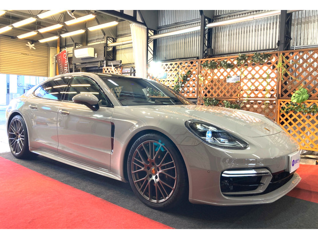パナメーラ(ポルシェ) プラチナエディション PDK　クレヨン スポクロ スポーツデザイン 中古車画像