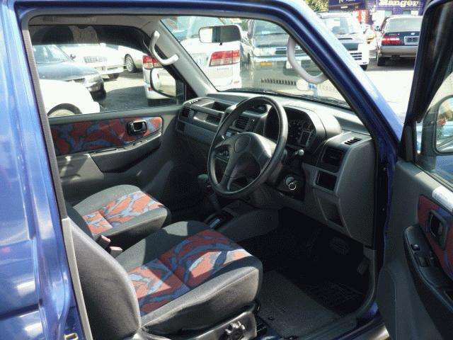 パジェロミニV 4WD