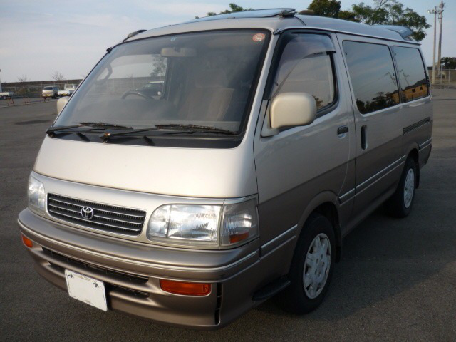 ハイエース3.0 スーパーカスタム トリプルムーンルーフ ディーゼル