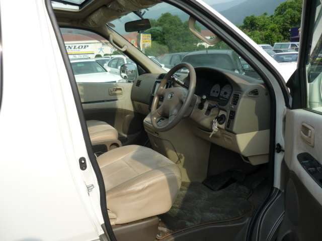 グランドハイエース3.4 エアロストームエディション