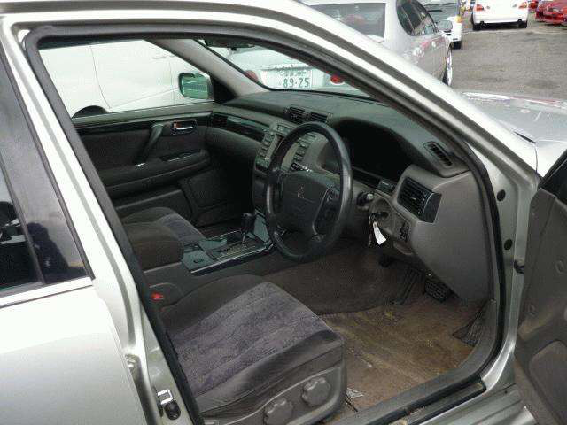 クラウンエステート2.5 アスリート