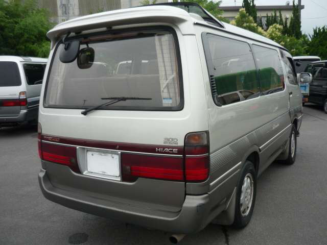 ハイエース3.0 スーパーカスタムリミテッド ミドルルーフ ディーゼル