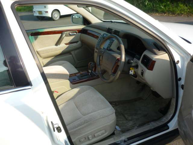 クラウン2.5 ロイヤルサルーン