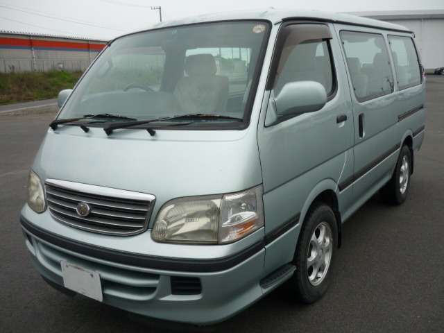 ハイエース3.0 スーパーカスタム セミミドルルーフ ディーゼル