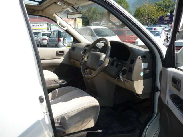 グランビア3.0 Q ディーゼル