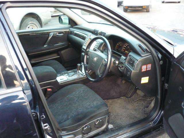 クラウンエステート2.5 アスリート