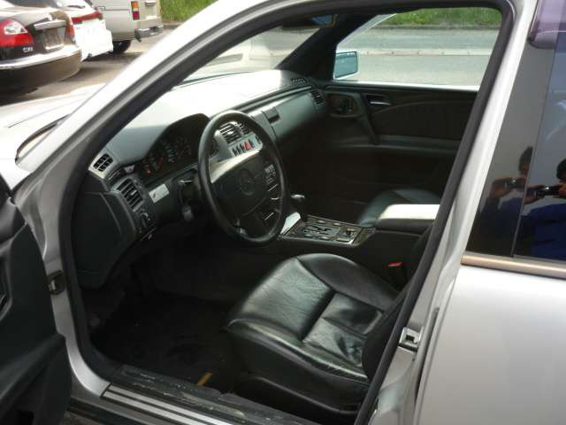 EクラスワゴンE320 アバンギャルド