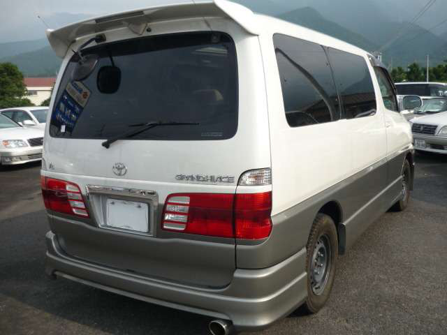 グランドハイエース3.4 エアロストームエディション