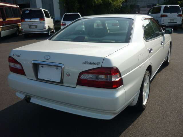 ローレル2.5 25メダリスト