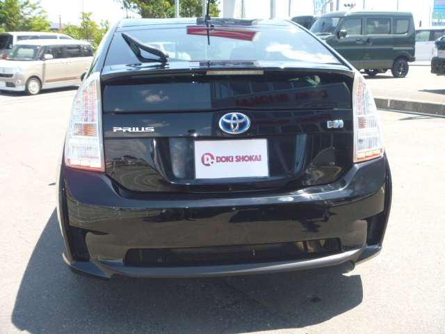 プリウス1.8 S