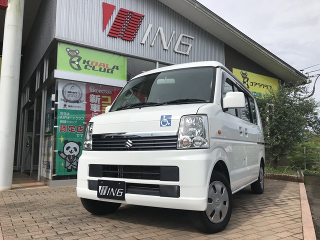 エブリイワゴンウィズ 車いす移動車 リヤシート付 電動固定式