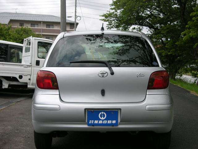 ヴィッツ1.0 F Lパッケージ