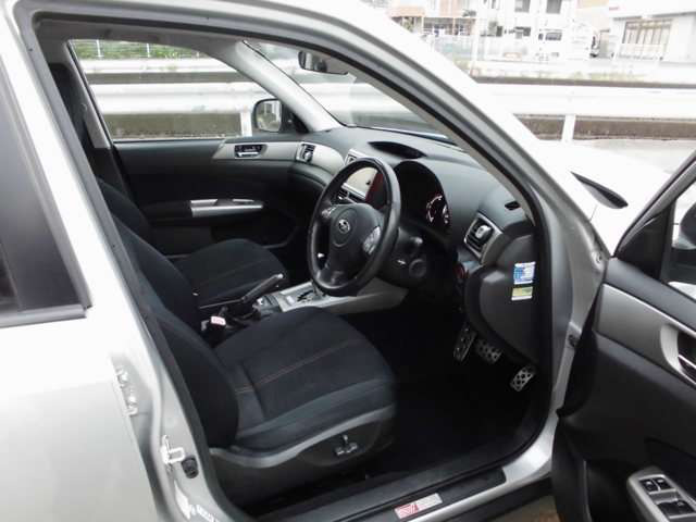 ���~�肵�₷��4�h�A�ł��B