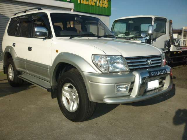 ランドクルーザープラド3.0 TX リミテッド ディーゼル 4WD
