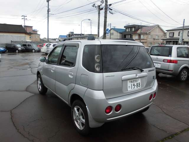 クルーズ1.3 X 4WD