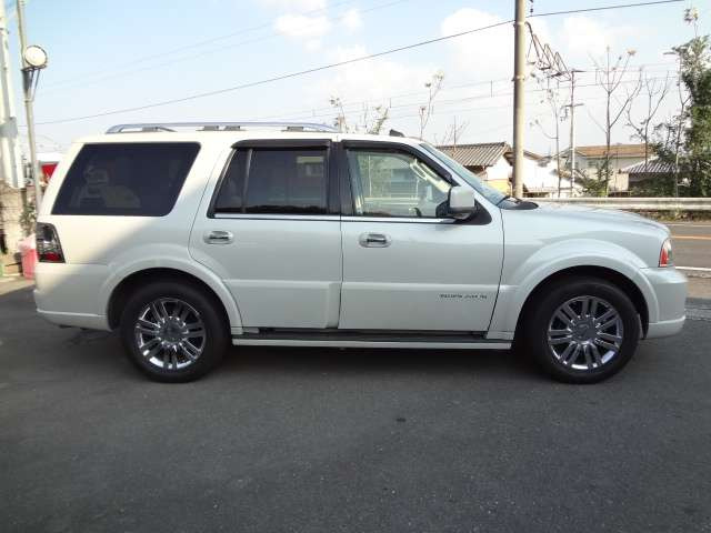 ナビゲーターアルティメイト 5.4 4WD