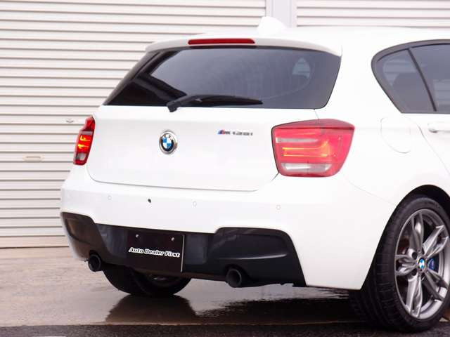 �e��I�[�g���[���戵�����B�ʏ�I�[�g���[���Œ�120�񂩂�A���R�ԍό^120��܂ŁA���q�l�̃j�[�Y�ɍ��������x�����@�����ē������Ă������܂��B�R���Ɏ��M�̖������q�l�����C�y�ɂ����k�������܂�