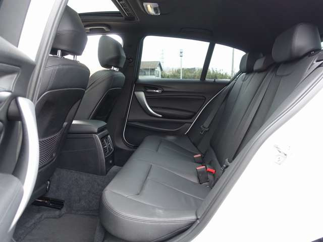 �S���ł��䐔�̏��Ȃ�BMW135I M�X�|�[�c�̓��ɁB����HDD�i�r�Q�[�V�����ɍ��v�V�[�g�A�T�����[�t�t���͑S���ł����䂵���f�ڂ���Ă��炸�A�ߋ��Ԍ��������L�^���S�Ďc���Ă���܂�