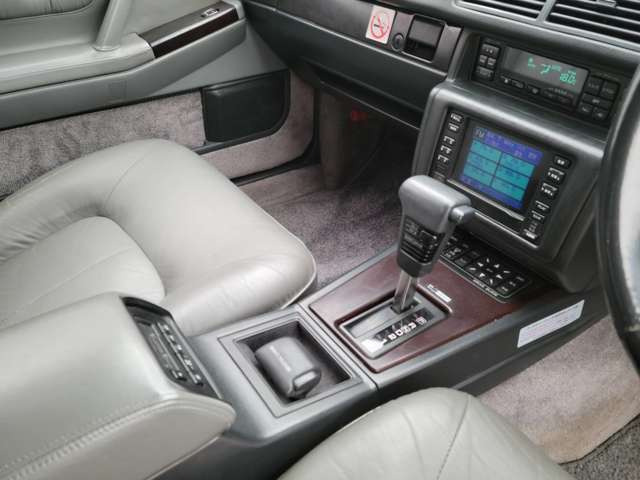 ③シーマ ブルガリ BVLGARI ディーヴァドリーム マラカイト ダイヤ