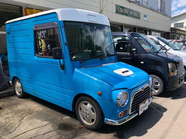 ミラウォークスルーバン