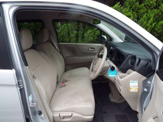 ���X�ł́A���Ѓg���[���[�őS���̃I�[�g�I�[�N�V�����E�̔��X���ꊇ���t���s���Ă���ǎ��Ȕ���Ԃ������������܂�!���q�l���������Ē����邨���ȉ��i�E�i���ɒ��킵�Ă���܂��̂Ő����x���A��������!!