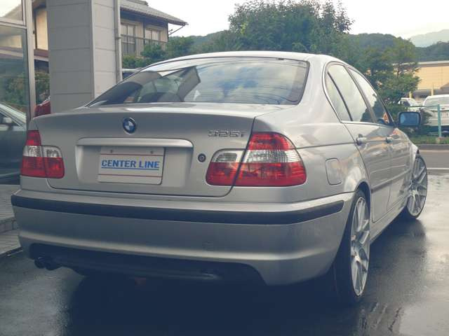 3シリーズセダン325i