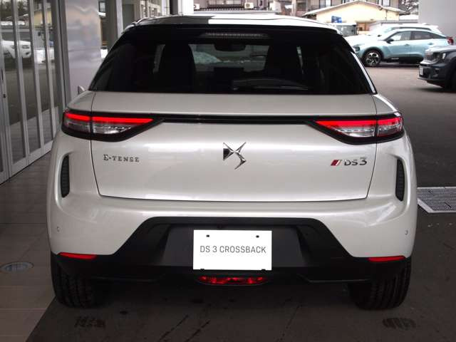 DS3クロスバックE-TENSEパフォーマンスライン