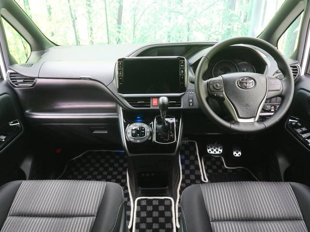 ヴォクシー2.0 ZS 煌II