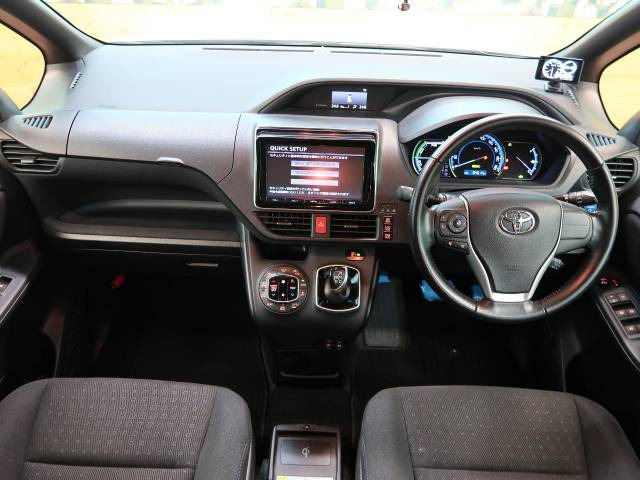 ヴォクシー1.8 ハイブリッド V