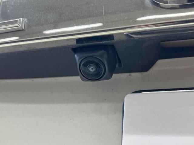 �y�����p���[�X���C�h�h�A�z�X�}�[�g�L�[��^�]�Ȃ̃X�C�b�`�Ō�ȗ����X���C�h�h�A�̊J���\���d��������͂����ăh�A���J����K�v�������A�����Ȃ��q�l�ł��ȒP�ɊJ���߂ł����K�ł���